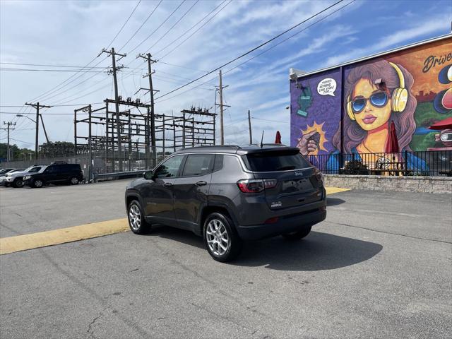 2022 Jeep Compass Latitude Lux 4x4