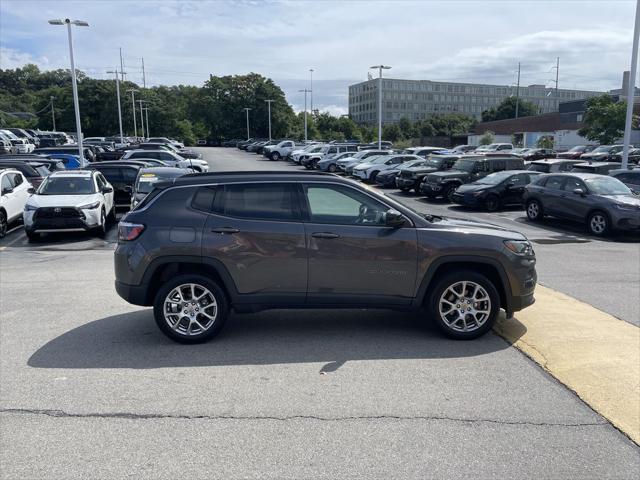 2022 Jeep Compass Latitude Lux 4x4