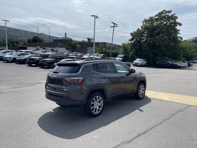 2022 Jeep Compass Latitude Lux 4x4