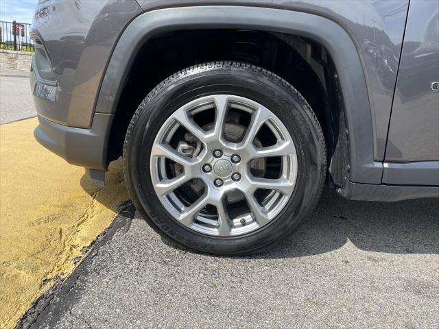 2022 Jeep Compass Latitude Lux 4x4
