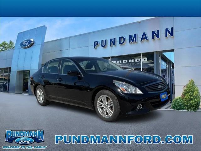 2015 INFINITI Q40 Base for sale in Saint Charles, MO