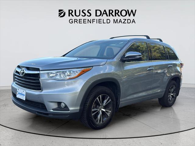 2016 Toyota Highlander XLE V6 for sale in Greenfield, WI