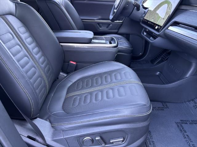 Used 2025 Rivian R1S Adventure Dual Motor Max Pack For Sale in Bellingham, WA