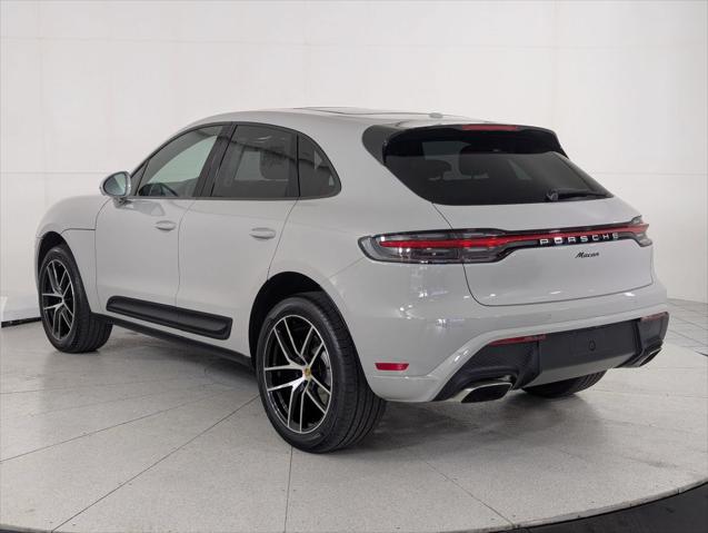 2026 Porsche Macan Unknown