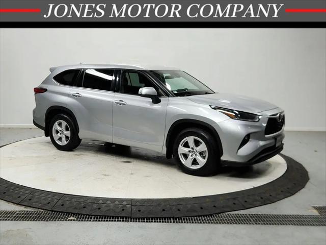 2021 Toyota Highlander LE for sale in Savannah, TN