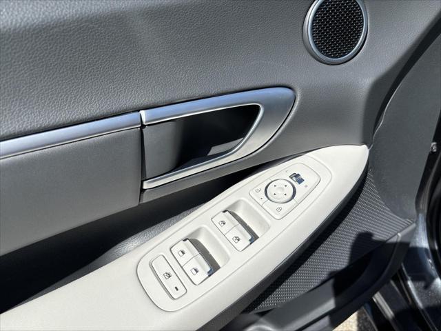 Used 2025 Hyundai Sonata SEL For Sale in Jackson, MI