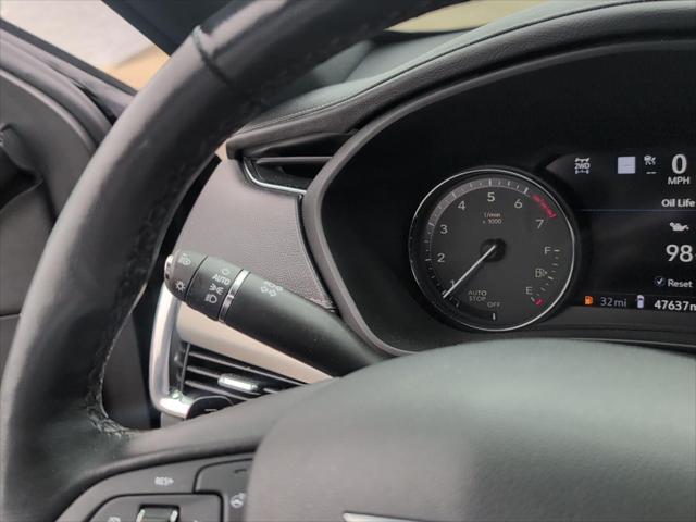 Used 2022 Cadillac XT4 Premium Luxury For Sale in Jackson, MI