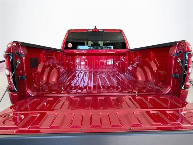 2026 Ram 1500 Express Crew Cab 4x4 57 Box