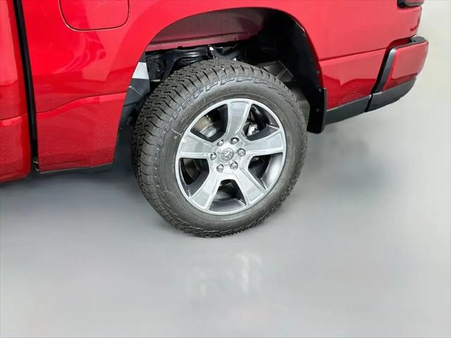 2026 Ram 1500 Express Crew Cab 4x4 57 Box
