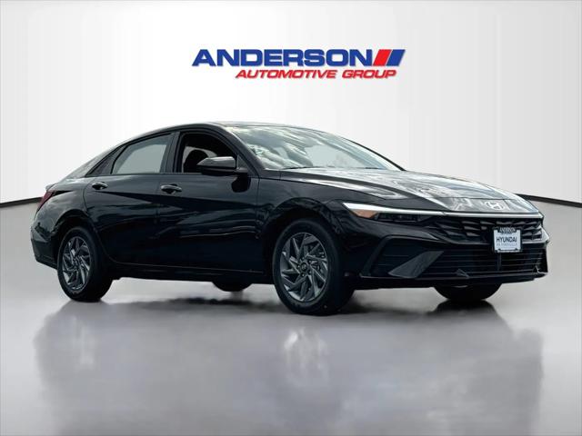 2026 Hyundai Elantra Hybrid Blue for sale in Rockford, IL