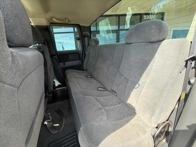 2005 Chevrolet Silverado 1500 LS