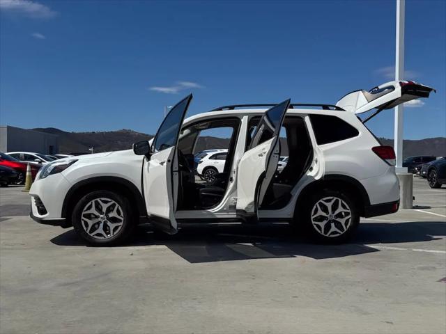 2022 Subaru Forester Premium