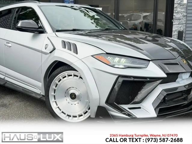 2021 Lamborghini Urus Standard