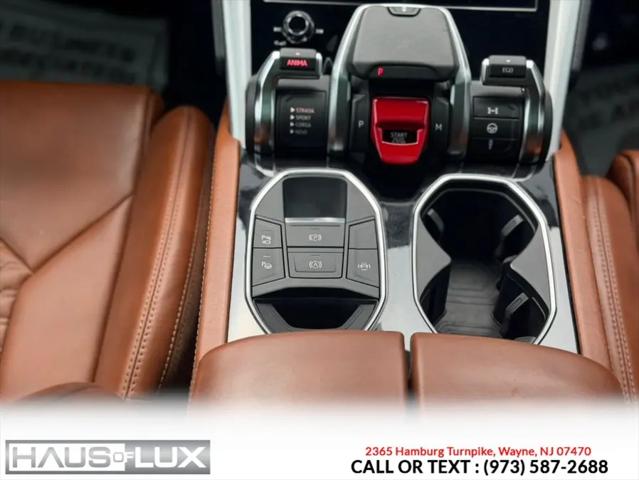 2021 Lamborghini Urus Standard
