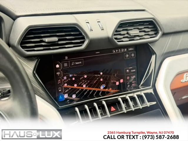 2021 Lamborghini Urus Standard