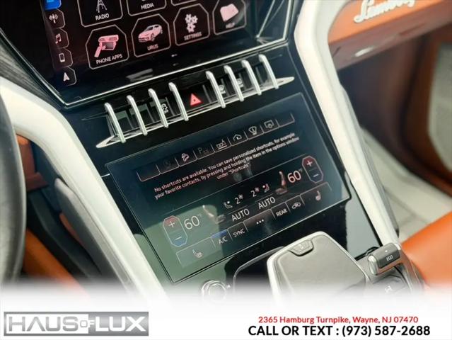 2021 Lamborghini Urus Standard