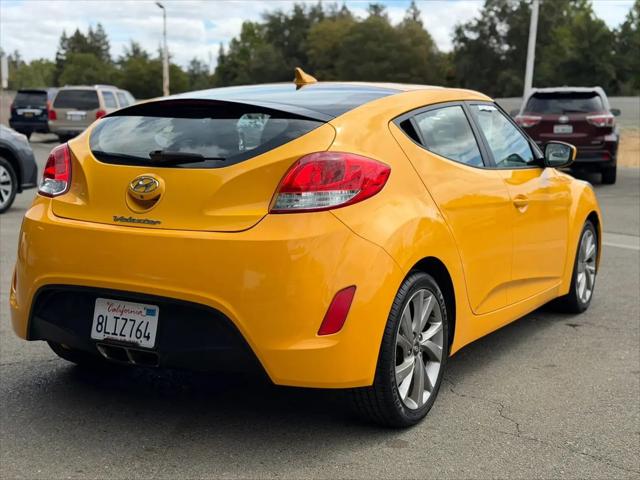 2016 Hyundai Veloster Base