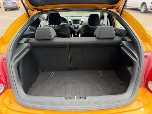 2016 Hyundai Veloster Base