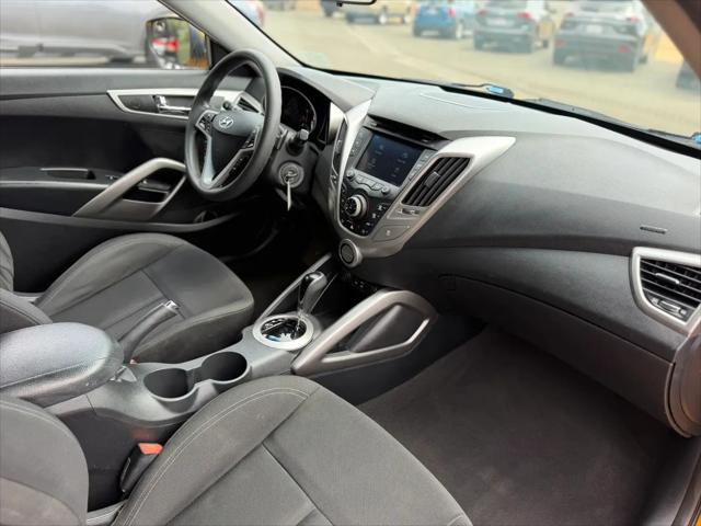 2016 Hyundai Veloster Base