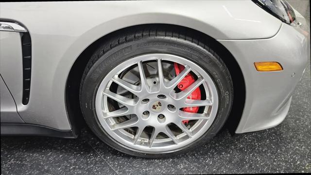 2013 Porsche Panamera GTS