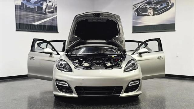 2013 Porsche Panamera GTS