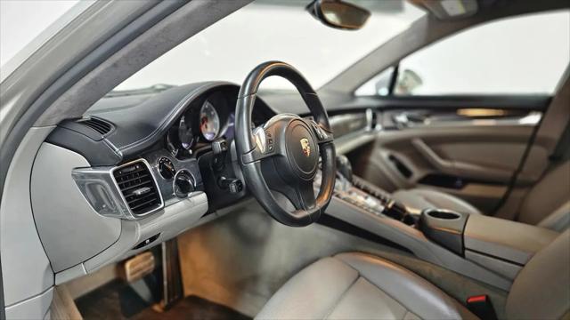 2013 Porsche Panamera GTS