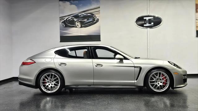 2013 Porsche Panamera GTS