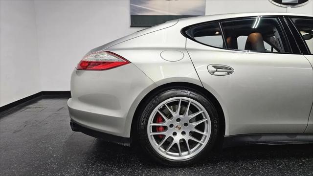 2013 Porsche Panamera GTS