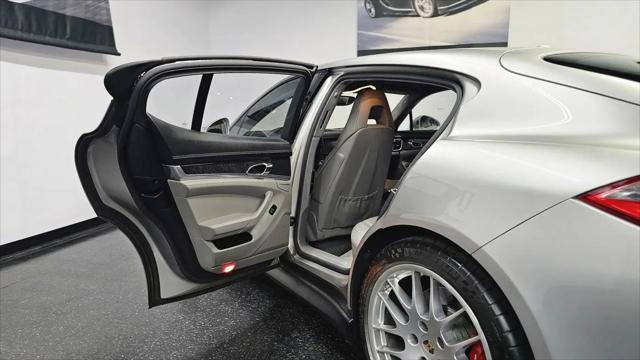 2013 Porsche Panamera GTS