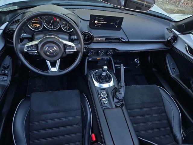 2025 Mazda MX-5 Club