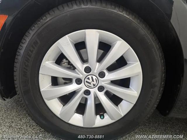 2019 Volkswagen Beetle 2.0T S