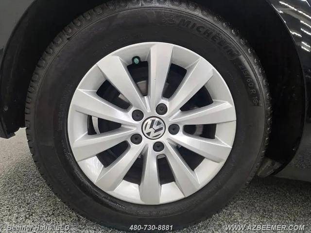 2019 Volkswagen Beetle 2.0T S