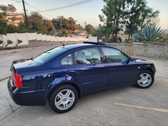 2000 Volkswagen Passat GLX