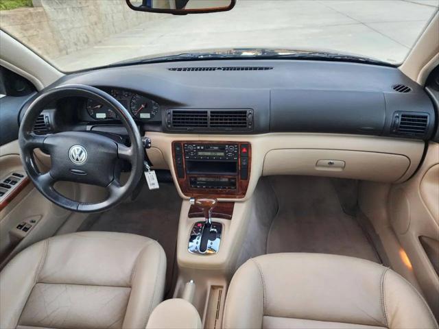 2000 Volkswagen Passat GLX