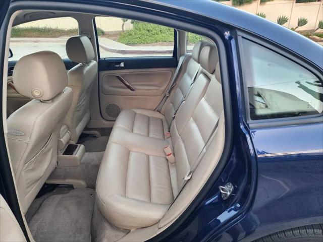 2000 Volkswagen Passat GLX