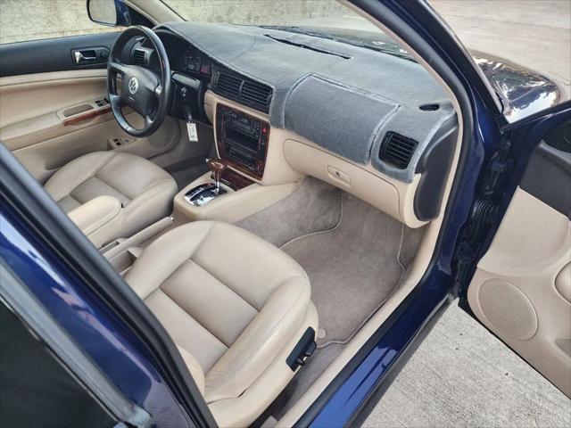 2000 Volkswagen Passat GLX