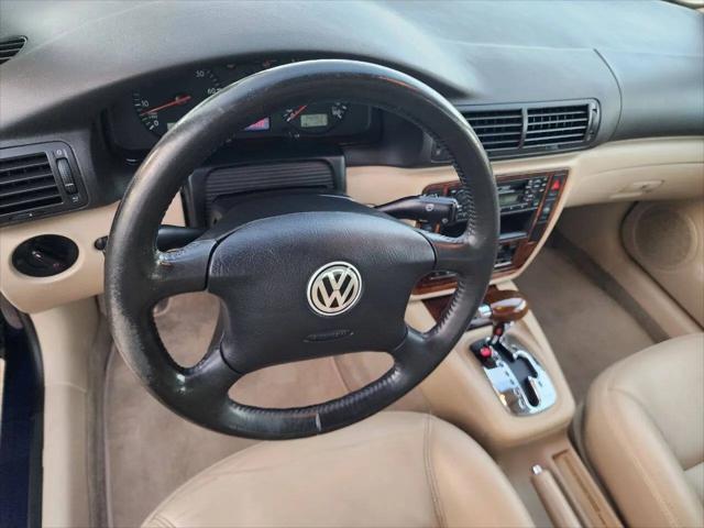 2000 Volkswagen Passat GLX