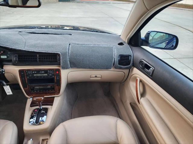 2000 Volkswagen Passat GLX