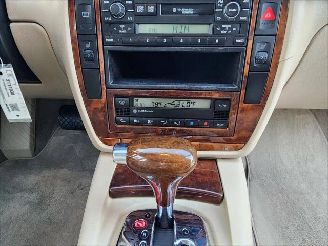 2000 Volkswagen Passat GLX