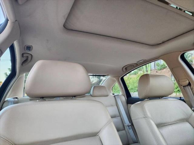 2000 Volkswagen Passat GLX