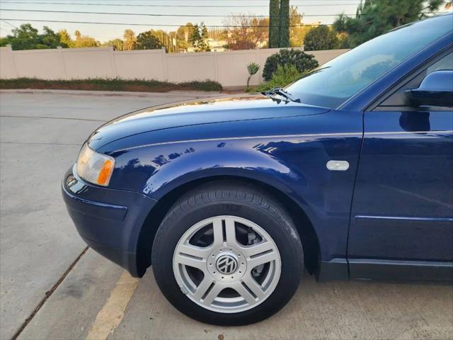 2000 Volkswagen Passat GLX