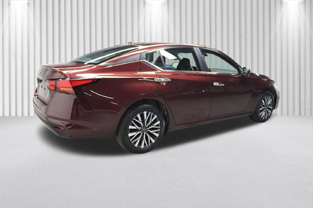 2025 Nissan Altima SV AWD