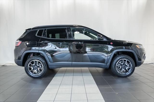 2025 Jeep Compass Trailhawk 4x4