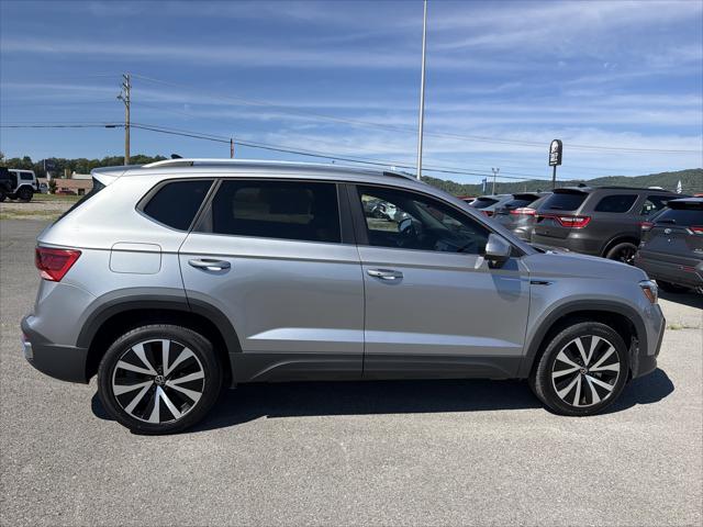 2024 Volkswagen Taos 1.5T SE 2024 Volkswagen Taos 1.5T SE