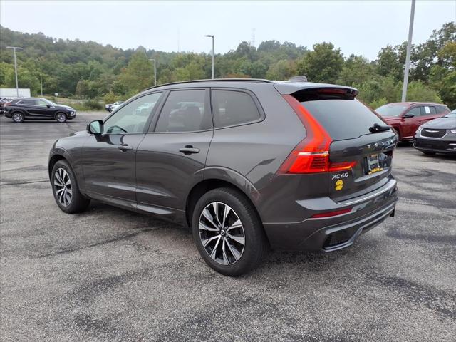 2024 Volvo XC60 B5 Plus Dark Theme 2024 Volvo XC60 B5 Plus Dark Theme