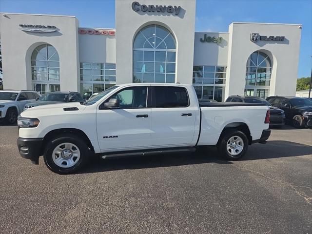 2025 Ram 1500 Tradesman Crew Cab 4x4 64 Box