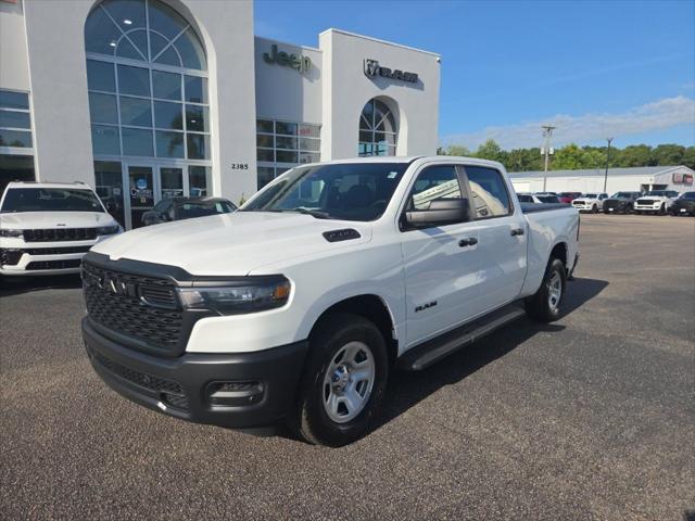 2025 Ram 1500 Tradesman Crew Cab 4x4 64 Box