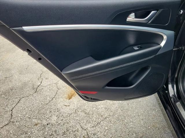 2020 Genesis G70 2.0T RWD