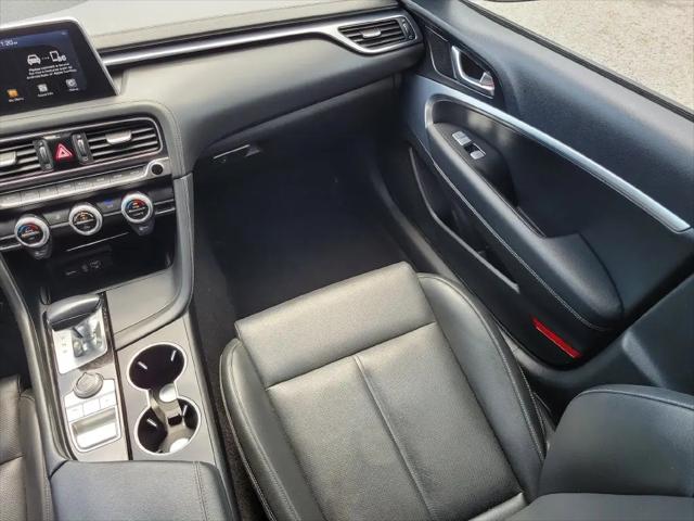 2020 Genesis G70 2.0T RWD