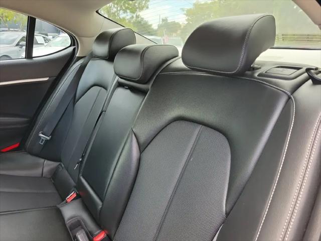 2020 Genesis G70 2.0T RWD